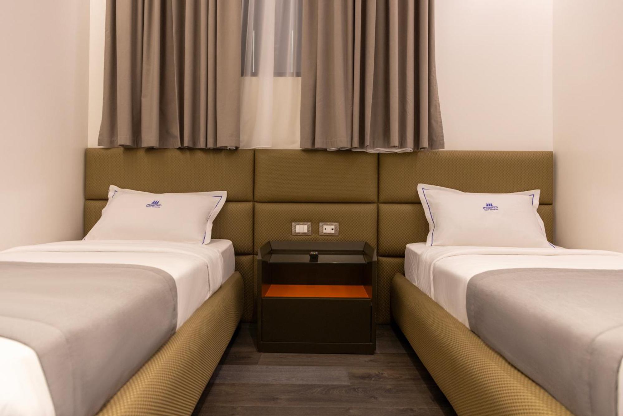 Maritim Marina Bay Resort Spa & Casino Adult Friendly Влёра Экстерьер фото Deluxe twin room