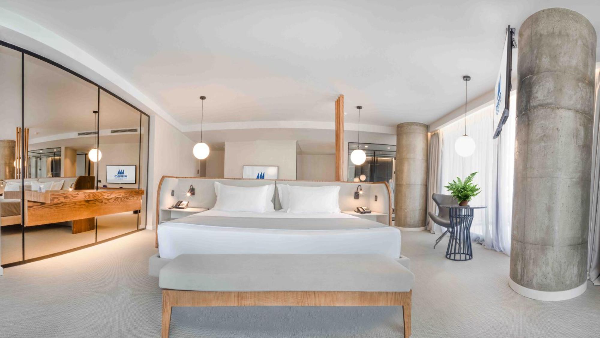 Maritim Marina Bay Resort Spa & Casino Adult Friendly Влёра Экстерьер фото Deluxe Suite