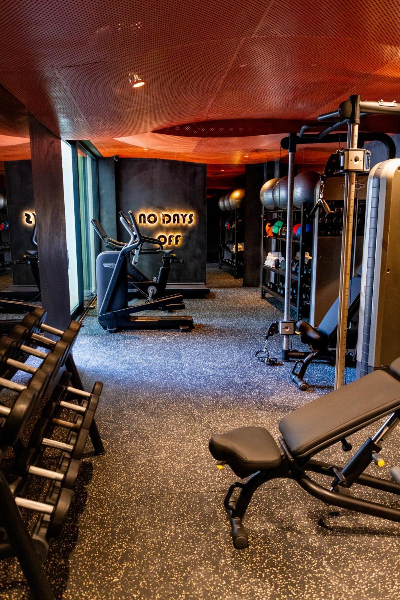 Maritim Marina Bay Resort Spa & Casino Adult Friendly Влёра Экстерьер фото